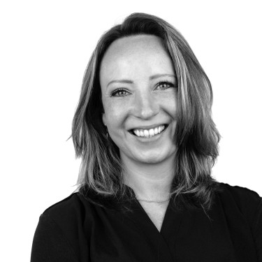 Portrait von Anja Zwetz, EVP, Managing Director